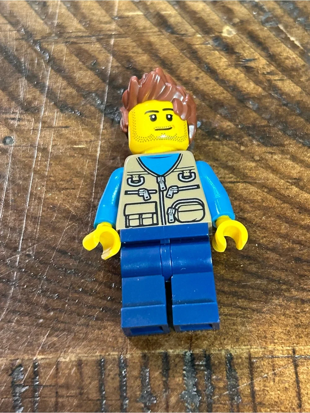 Lego Minifigure - Camper Van Owner Dark Tan Vest Messy Hair Smirk